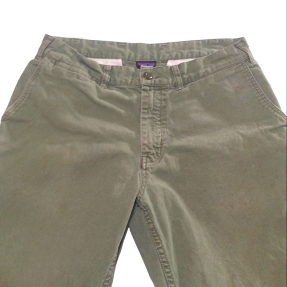 Patagonia Men's Green Khaki Flat Front Pants - Picture 3 of 10